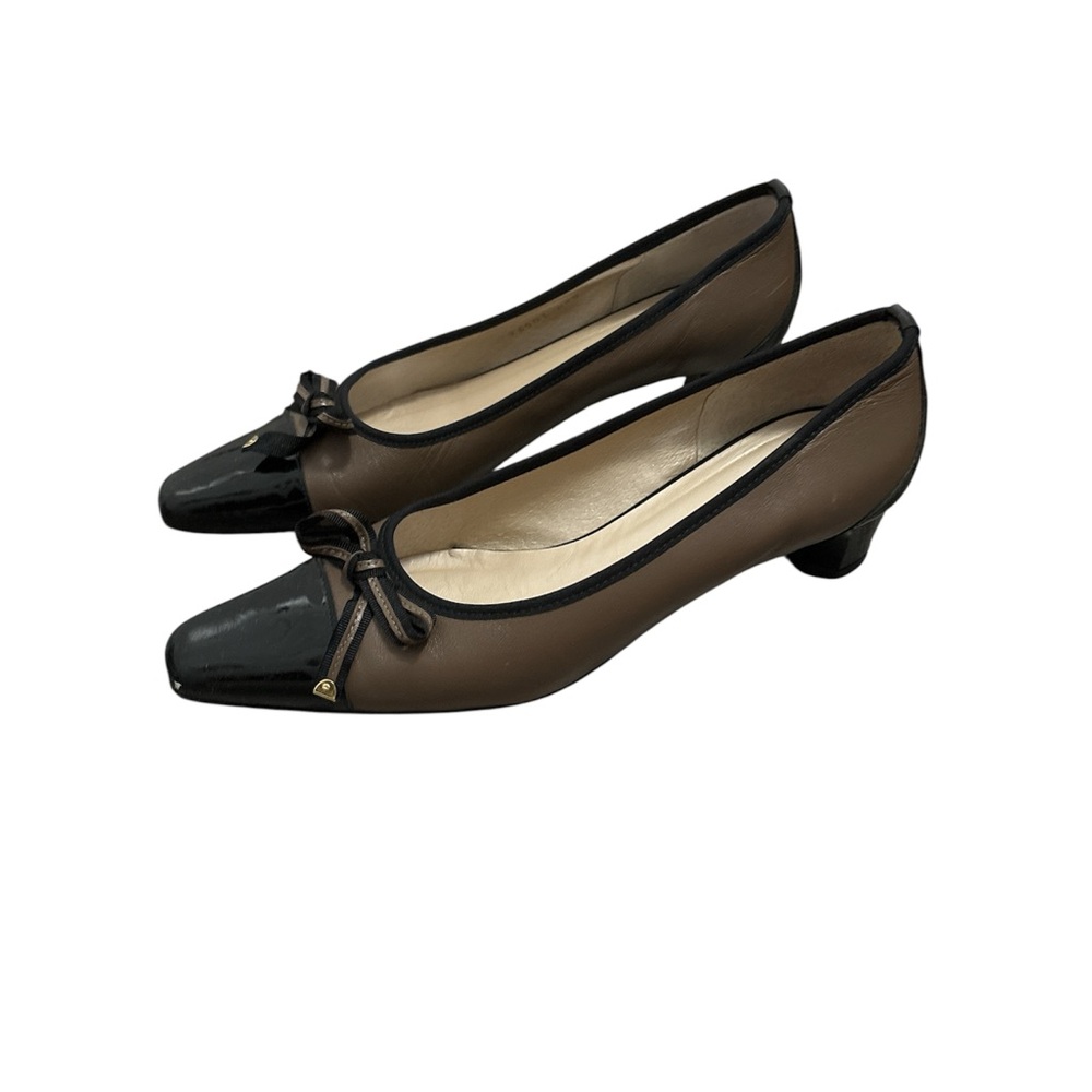Brown and Black Women's Cap Closed Toe Flat Heel Pumps